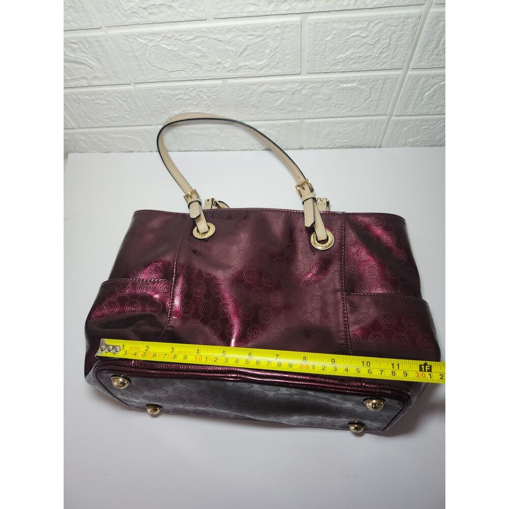 Michael Kors Jet Set East West Tote Plum Gold Hardware Signature Mobwife Shopper - Picture 13 of 15